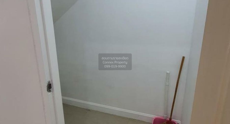 Reihenhaus zur Miete mit 4 Zimmer in Sai Mai, Bangkok