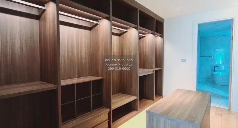 Wohnung zur Miete mit 4 Zimmer in Pathum Wan, Bangkok