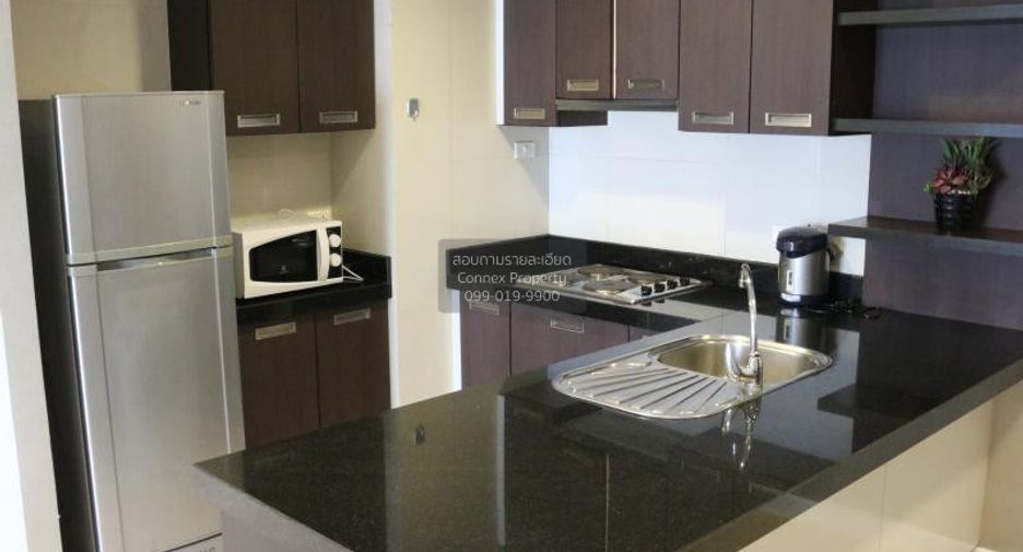For rent 2 bedrooms condo in Watthana, Bangkok