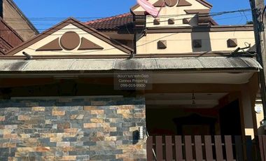 For rent 2 bedrooms townhouse in Prawet, Bangkok