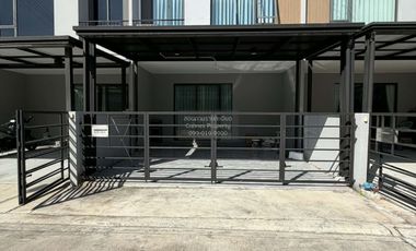 For rent 3 ベッドルーム townhouse in Bang Phli, Samut Prakan