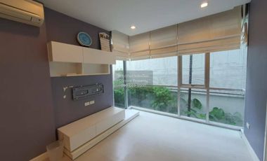 For rent 2 bedrooms condo in Phra Khanong, Bangkok