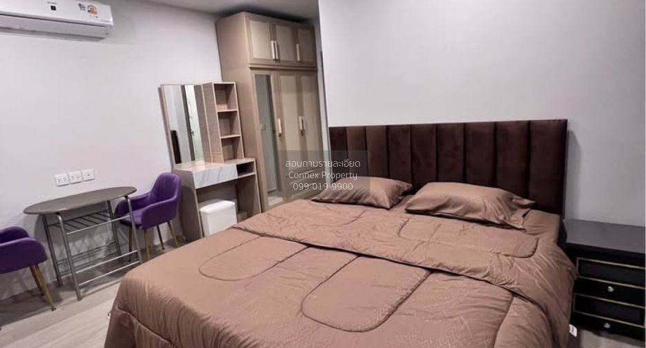 À louer 2 chambres condo à Phra Khanong, Bangkok