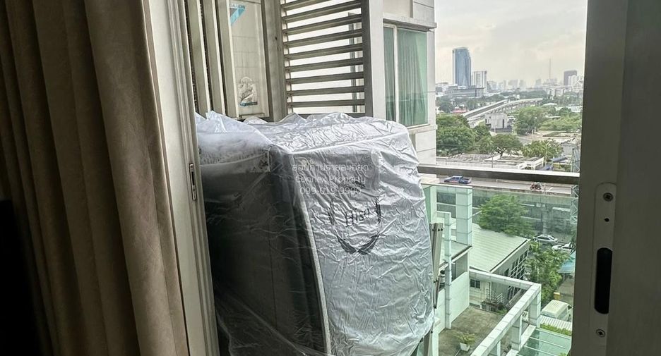 For rent 1 bed condo in Huai Khwang, Bangkok