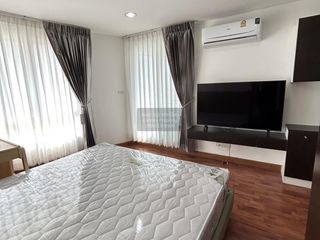 For rent 2 bedrooms condo in Bang Kapi, Bangkok