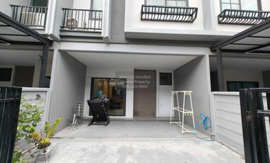 For rent 2 bedrooms townhouse in Bang Phli, Samut Prakan