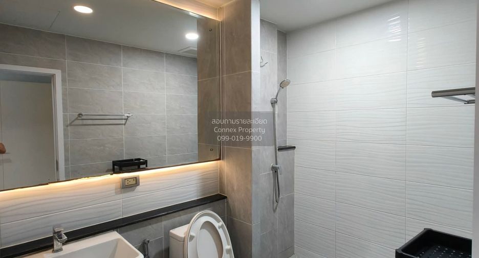 For rent 2 bedrooms townhouse in Bang Phli, Samut Prakan