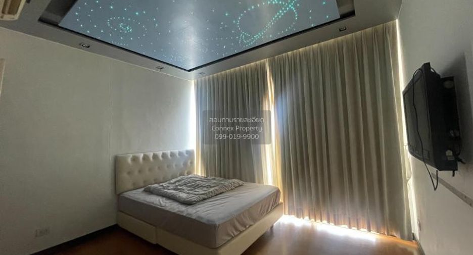 For rent 3 bedrooms condo in Khlong Toei, Bangkok