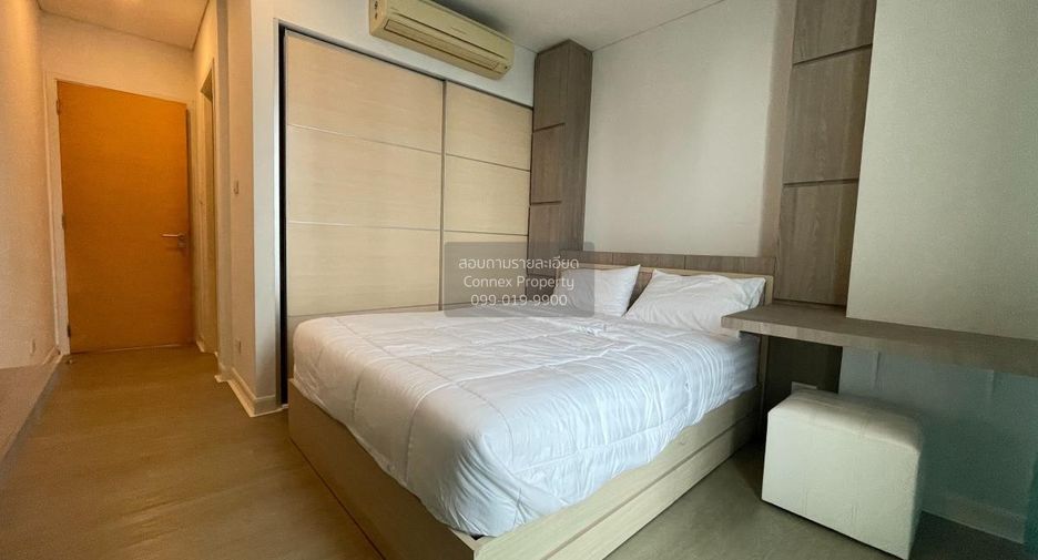 For rent 3 bedrooms condo in Khlong Toei, Bangkok