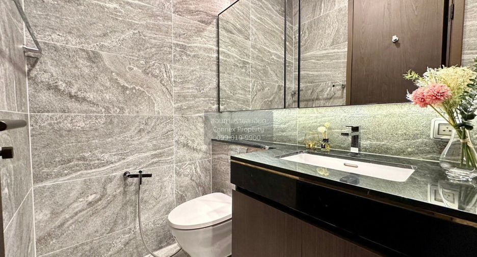 For rent 2 bedrooms condo in Khlong Toei, Bangkok