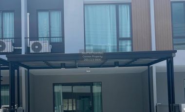 For rent 3 bedrooms townhouse in Bang Phli, Samut Prakan