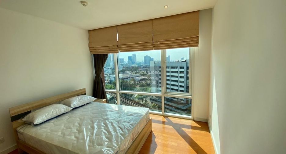 For rent 3 bedrooms condo in Khlong Toei, Bangkok