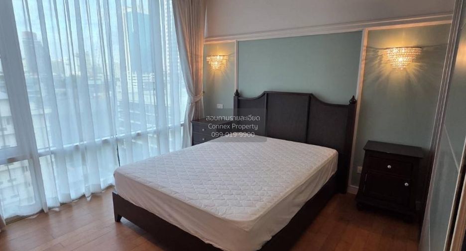 For rent 3 bedrooms condo in Khlong Toei, Bangkok