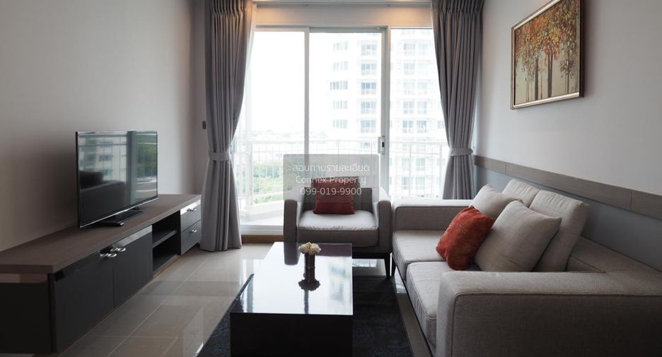 À louer 2 chambres condo à Huai Khwang, Bangkok