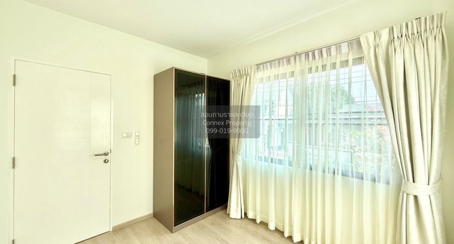 For rent 4 bedrooms townhouse in Bang Phli, Samut Prakan