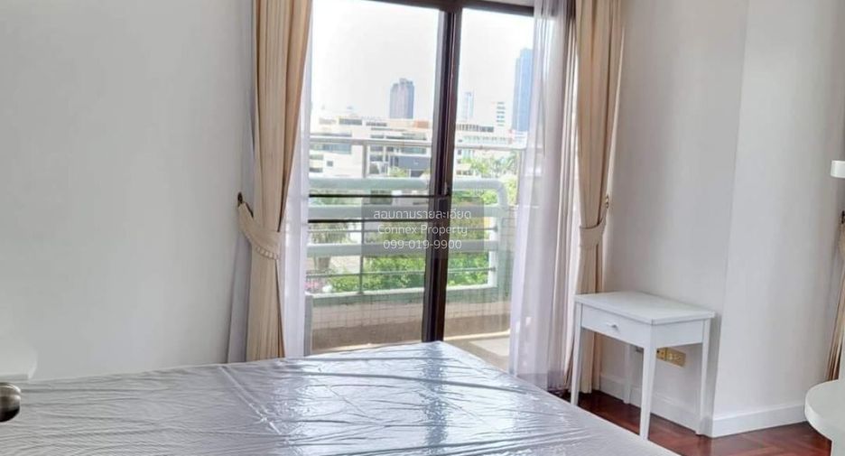 Condo en alquiler de 3 habitaciones en Watthana, Bangkok