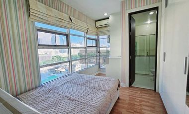 For rent 3 bedrooms condo in Ratchathewi, Bangkok