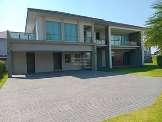 For rent 4 bedrooms house in Prawet, Bangkok