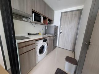 For rent 1 bed condo in Mueang Samut Prakan, Samut Prakan