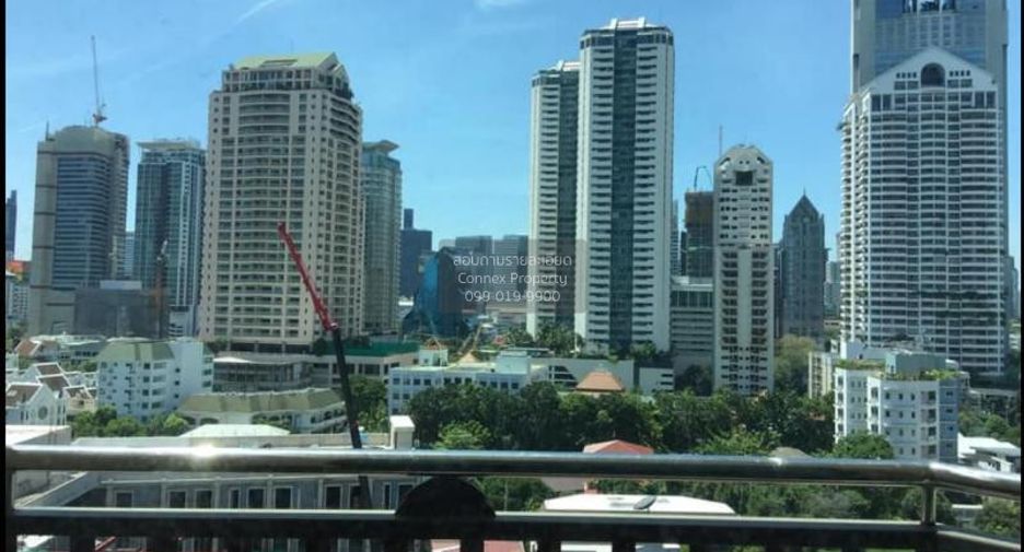 For rent 2 bedrooms condo in Sathon, Bangkok