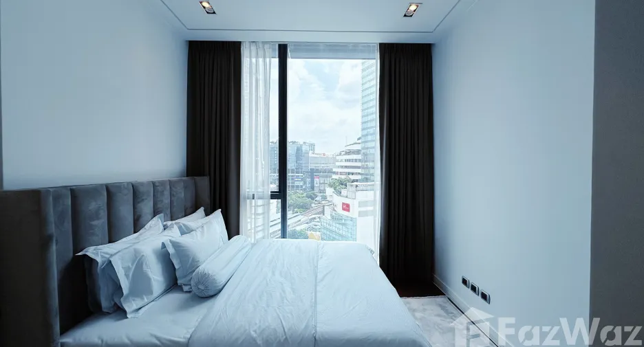 For sale 2 bedrooms condo in Khlong Toei, Bangkok