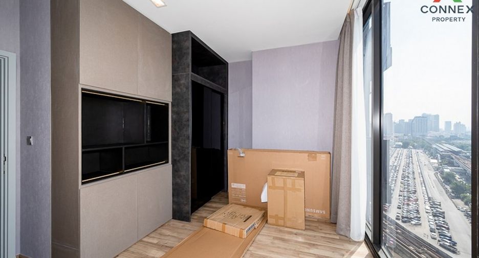 Condo en alquiler de 3 habitaciones en Chatuchak, Bangkok