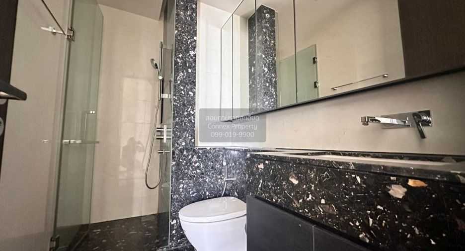 Condo en alquiler de 2 habitaciones en Khlong Toei, Bangkok