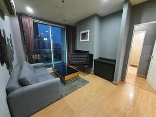 For rent 2 bedrooms condo in Yan Nawa, Bangkok