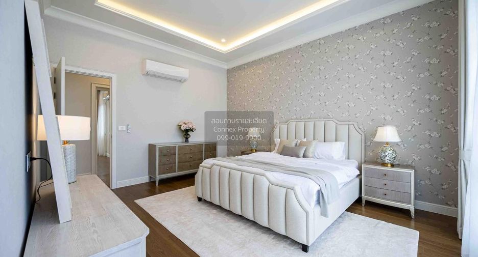 For rent 4 bedrooms house in Bang Kapi, Bangkok