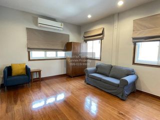 For rent 2 bedrooms house in Sathon, Bangkok