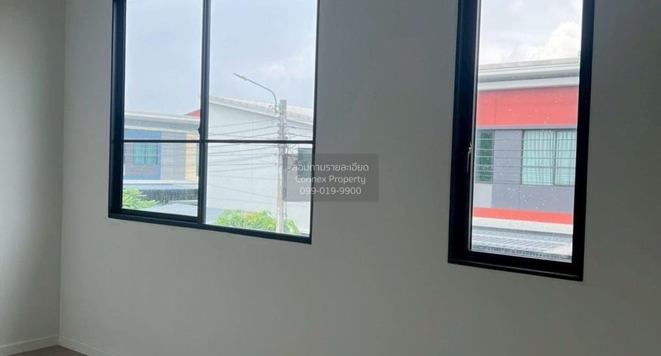 For rent 2 ベッドルーム townhouse in Bang Khen, Bangkok