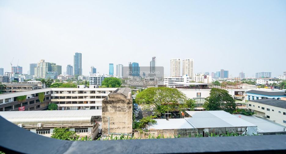 Wohnung zur Miete mit 1 Zimmer in Watthana, Bangkok