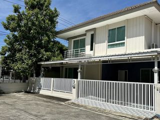For rent 4 bedrooms house in Mueang Samut Prakan, Samut Prakan