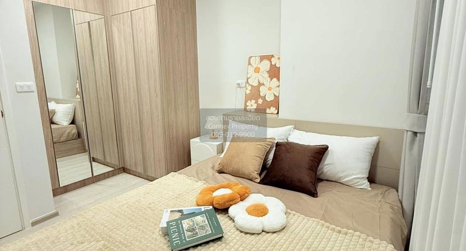 For rent 2 bedrooms condo in Phra Khanong, Bangkok