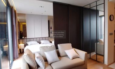 Condo en alquiler de 1 habitaciones en Khlong Toei, Bangkok