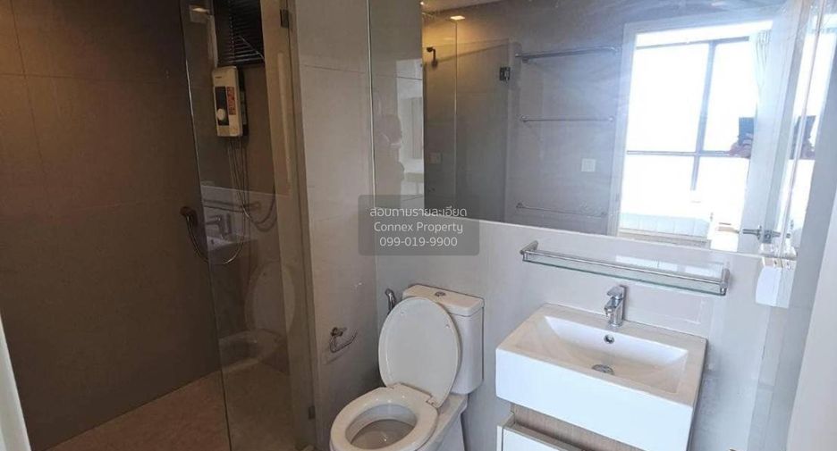 For rent 2 bedrooms condo in Khan Na Yao, Bangkok