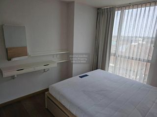 For rent 2 bedrooms condo in Khan Na Yao, Bangkok