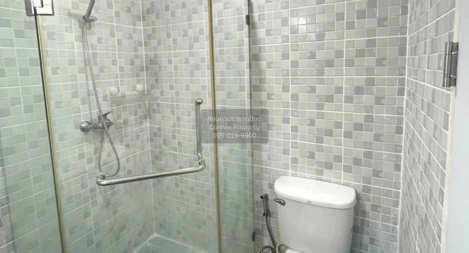 Condo en alquiler de 1 habitaciones en Khlong San, Bangkok