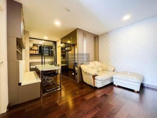 For rent 3 bedrooms condo in Khlong San, Bangkok
