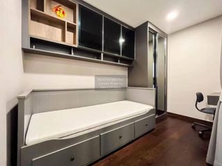 For rent 3 bedrooms condo in Khlong San, Bangkok