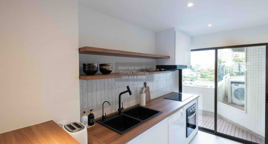 Condo en alquiler de 3 habitaciones en Watthana, Bangkok