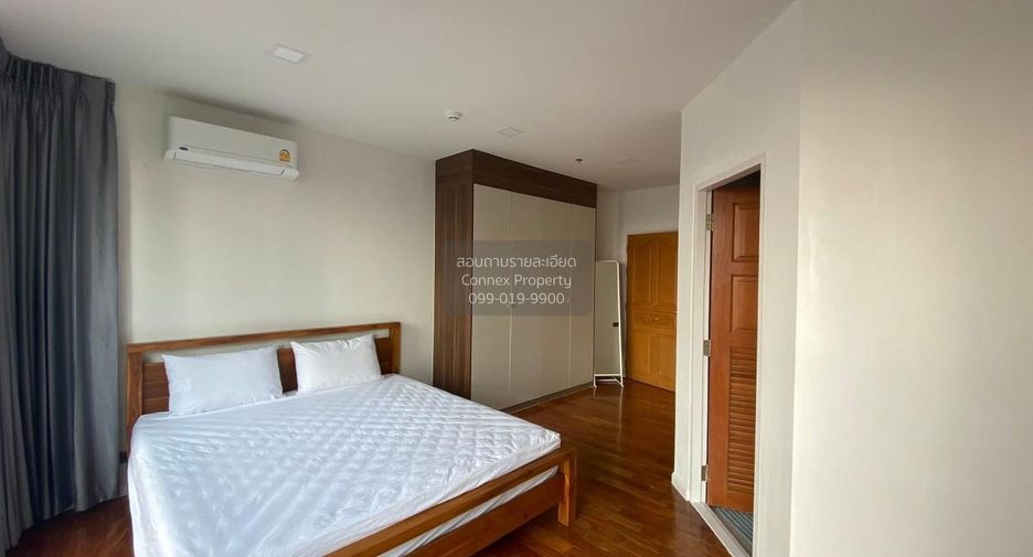 For rent 2 bedrooms condo in Ratchathewi, Bangkok