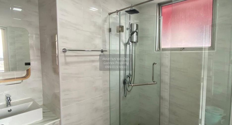 For rent 2 bedrooms condo in Ratchathewi, Bangkok