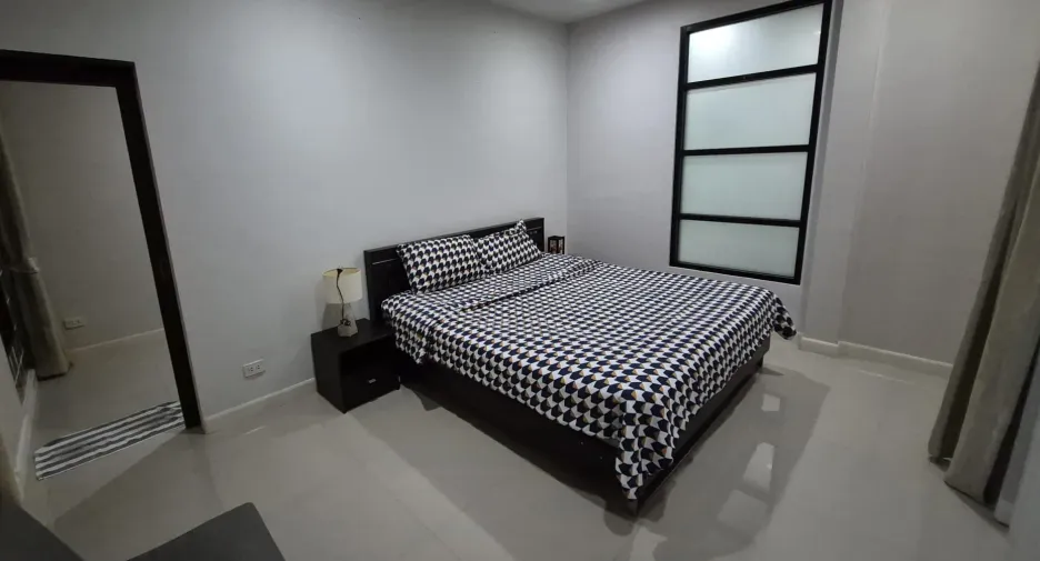 For rent 2 bedrooms villa in Mueang Phuket, Phuket