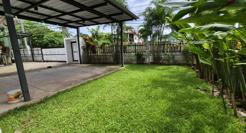 For rent 2 bedrooms villa in Mueang Phuket, Phuket