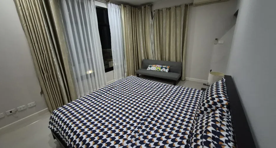 For rent 2 bedrooms villa in Mueang Phuket, Phuket