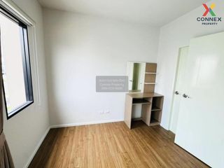Casa adosada en alquiler de 3 habitaciones en Bang Kruai, Nonthaburi