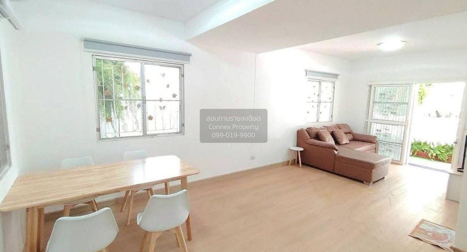 Casa adosada en alquiler de 3 habitaciones en Bang Yai, Nonthaburi