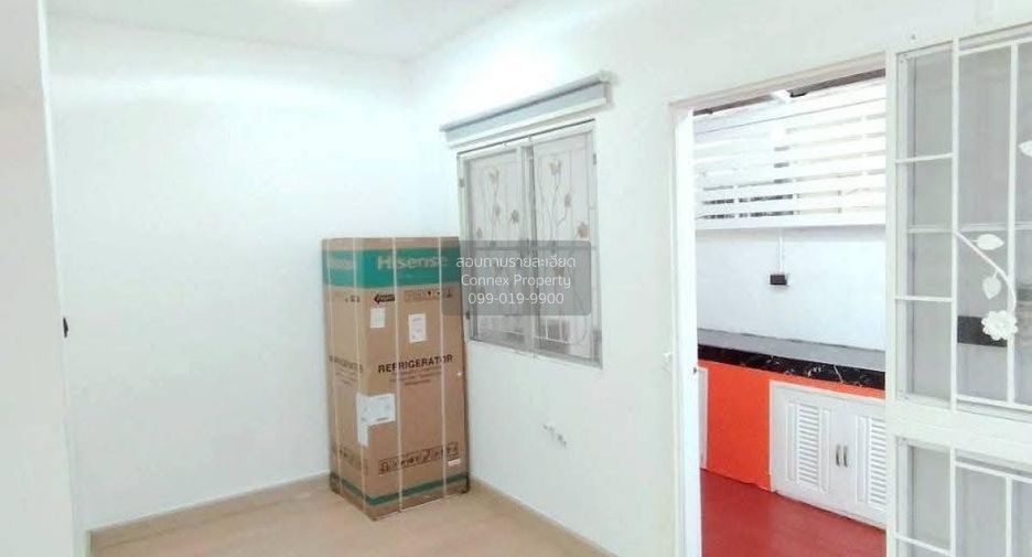 Casa adosada en alquiler de 3 habitaciones en Bang Yai, Nonthaburi