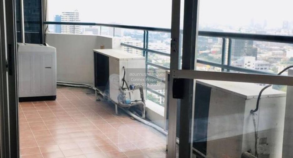 Wohnung zur Miete mit 3 Zimmer in Khlong Toei, Bangkok